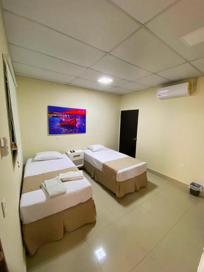 Hotel La Capilla - Suites & Apartments San Benito Сан-Сальвадор Экстерьер фото