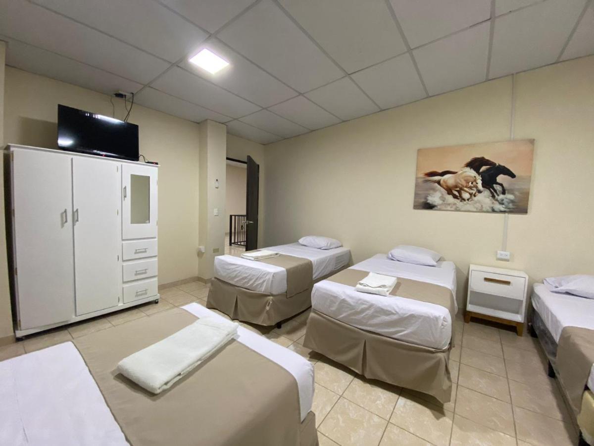 Hotel La Capilla - Suites & Apartments San Benito Сан-Сальвадор Экстерьер фото
